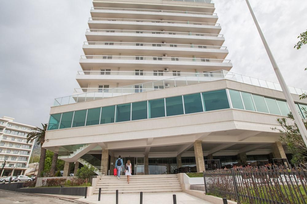 Sato Conference And Spa Hotel Sutomore Exterior photo