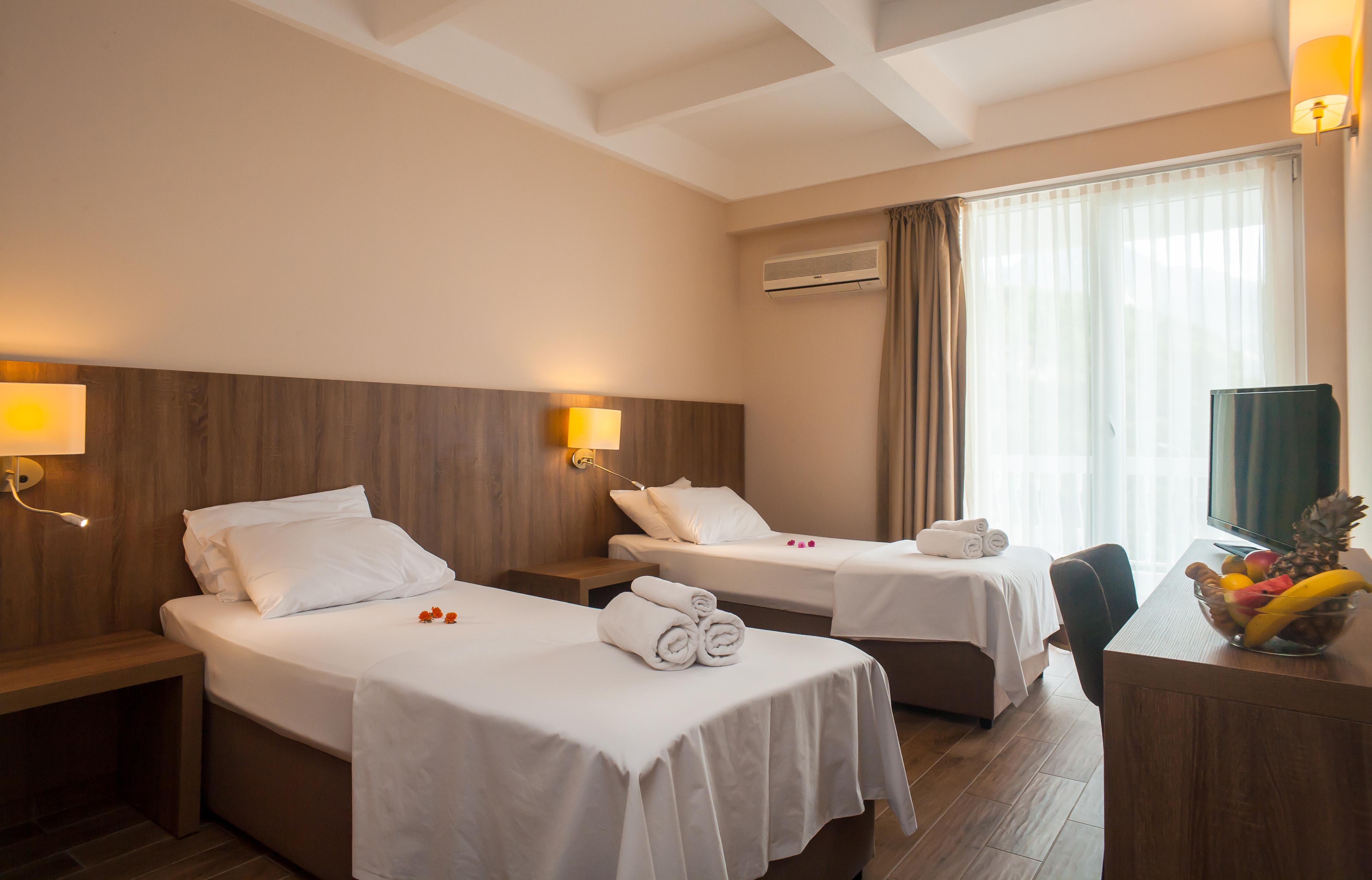 Sato Conference And Spa Hotel Sutomore Exterior photo