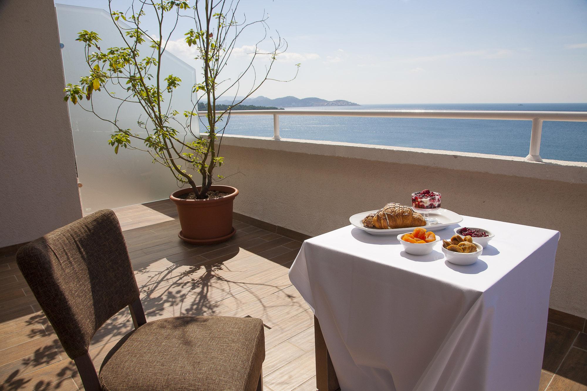 Sato Conference And Spa Hotel Sutomore Exterior photo